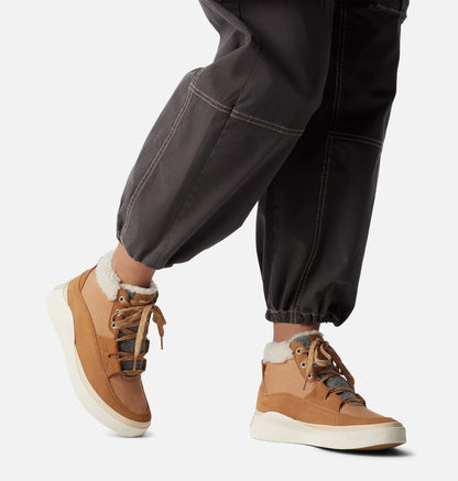 OUT N ABOUT™ IV Mid Waterproof Sneaker